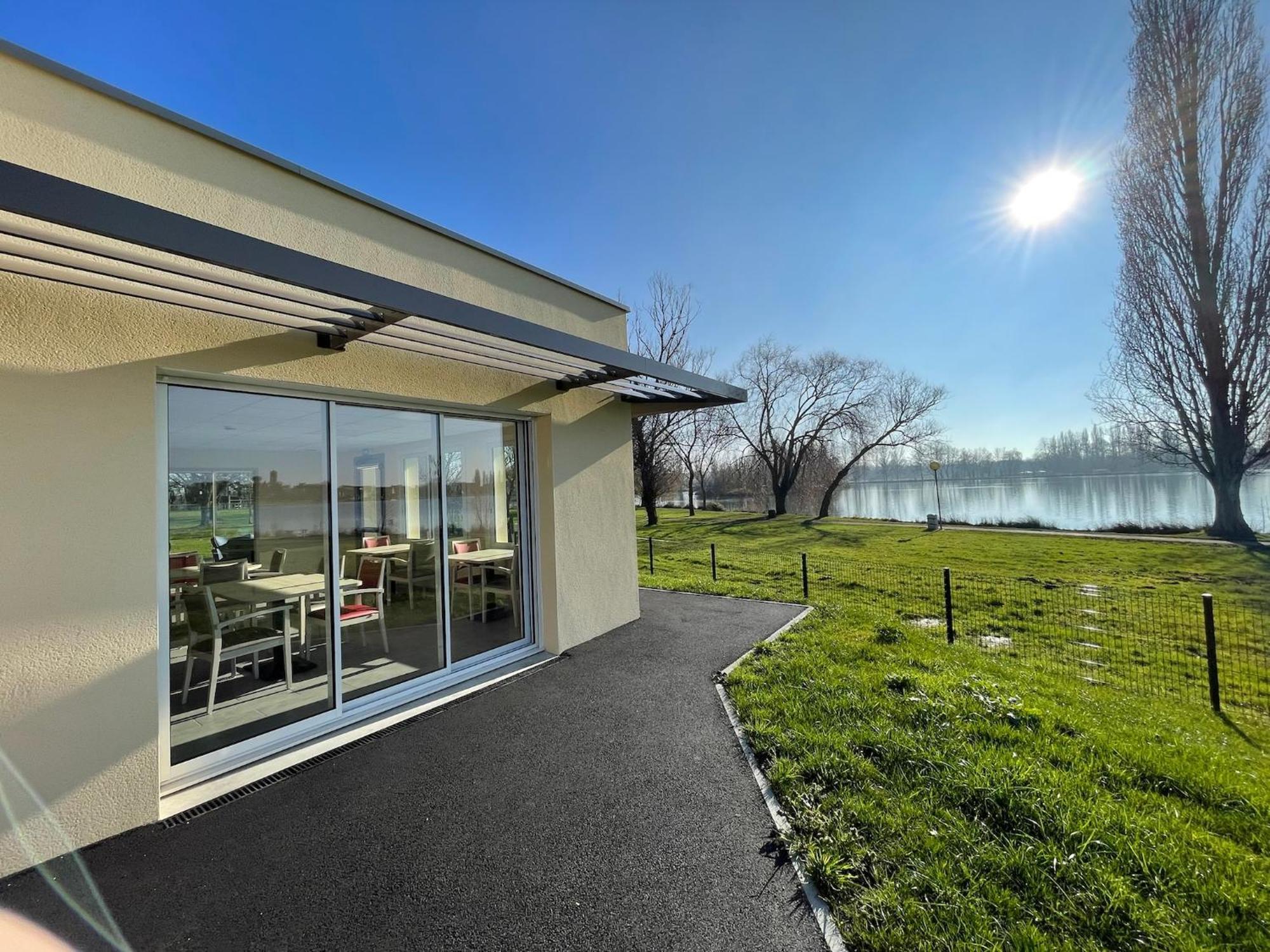 Relais Les Rives Du Lac Coulonges-sur-Sarthe Εξωτερικό φωτογραφία